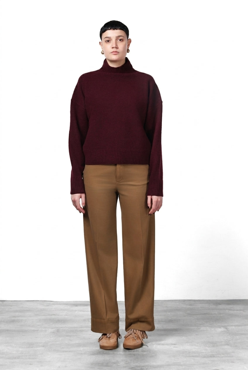 New York Studio women’s chino pants in satin with straight fit