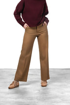 New York Studio women’s chino pants in satin with straight fit