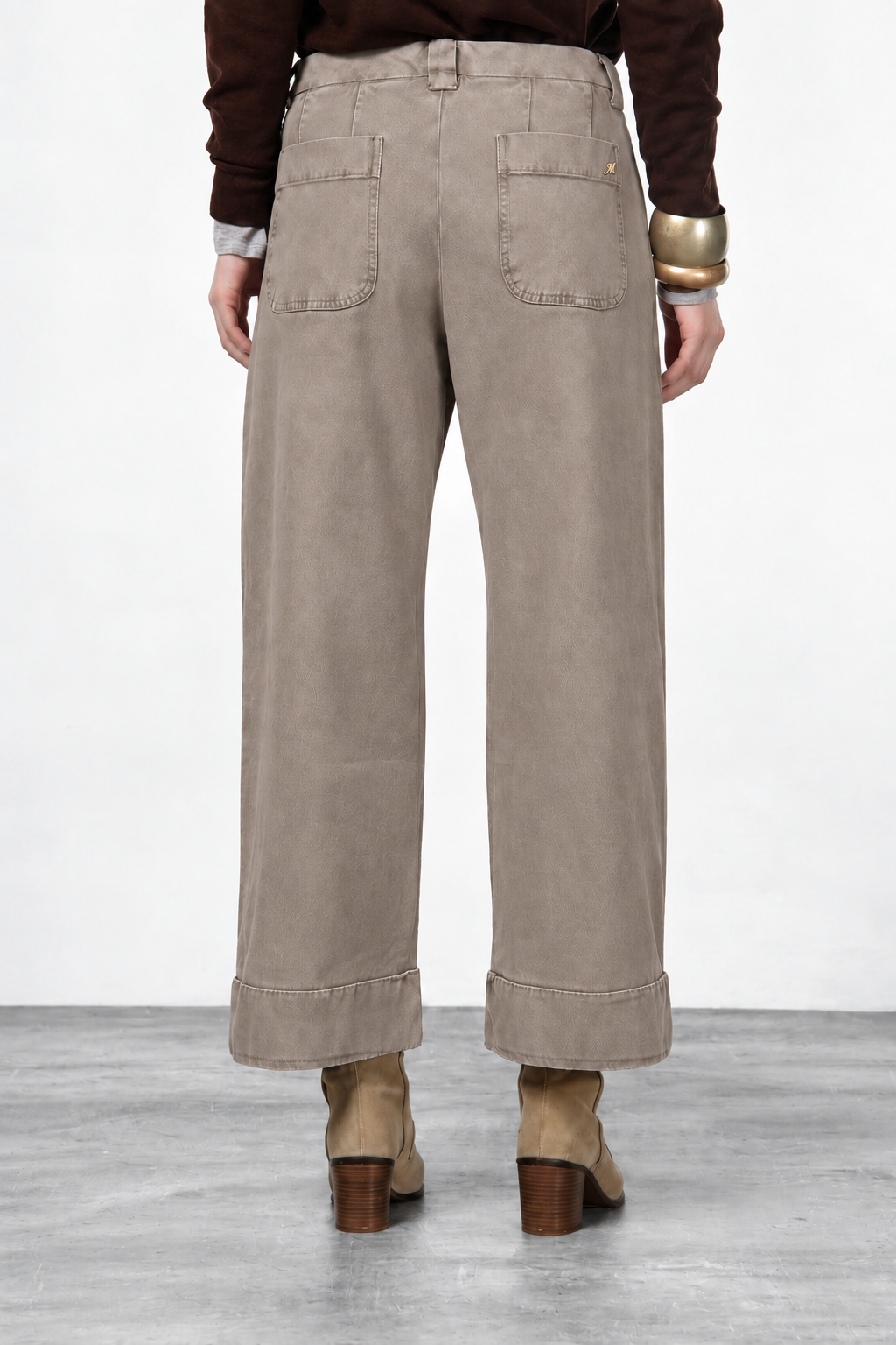 New York Studio Crop women’s chino pants in stretch twill with straight fit