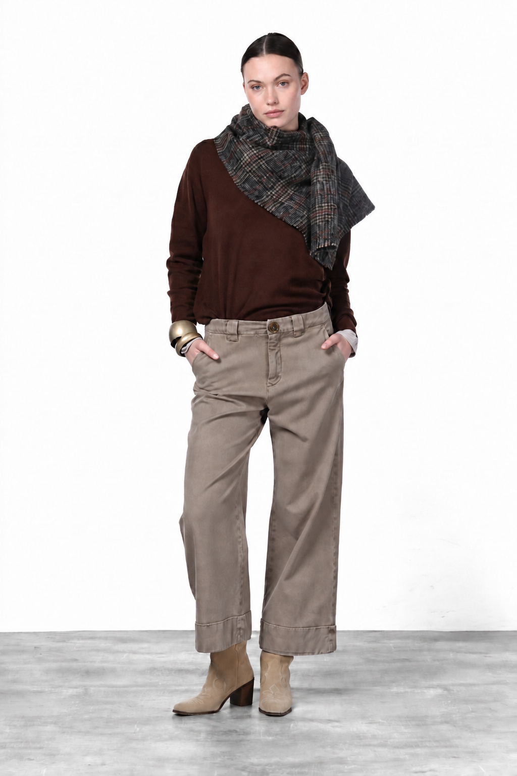 New York Studio Crop women’s chino pants in stretch twill with straight fit
