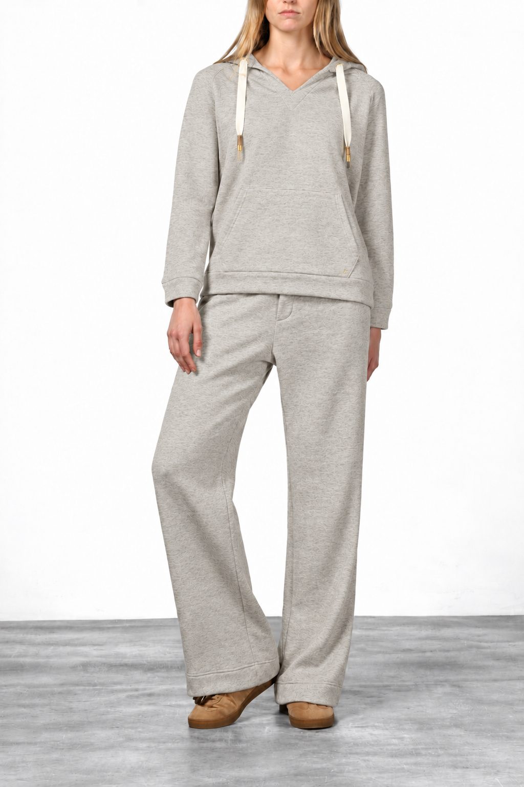 New York Studio Elax women’s chino pants in knit-effect jersey with straight fit