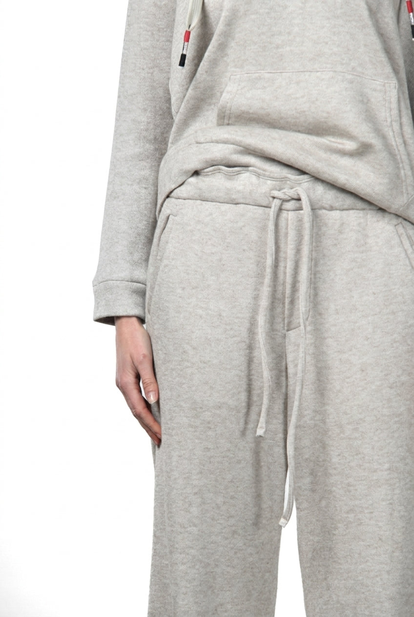 New York Studio Elax women’s chino pants in knit-effect jersey with straight fit