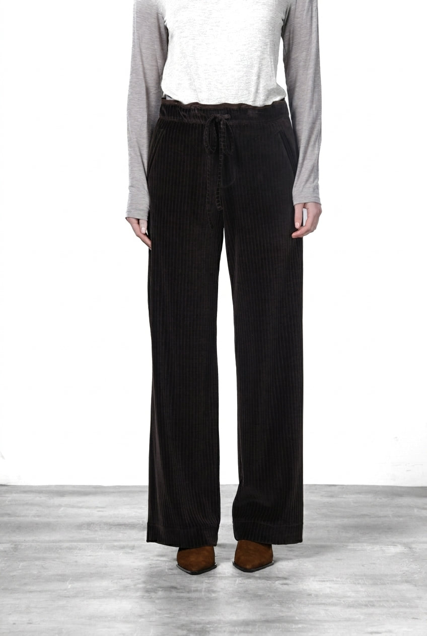 New York Studio Elax Chinohose für Damen aus breit geripptem Samt mit straight fit
