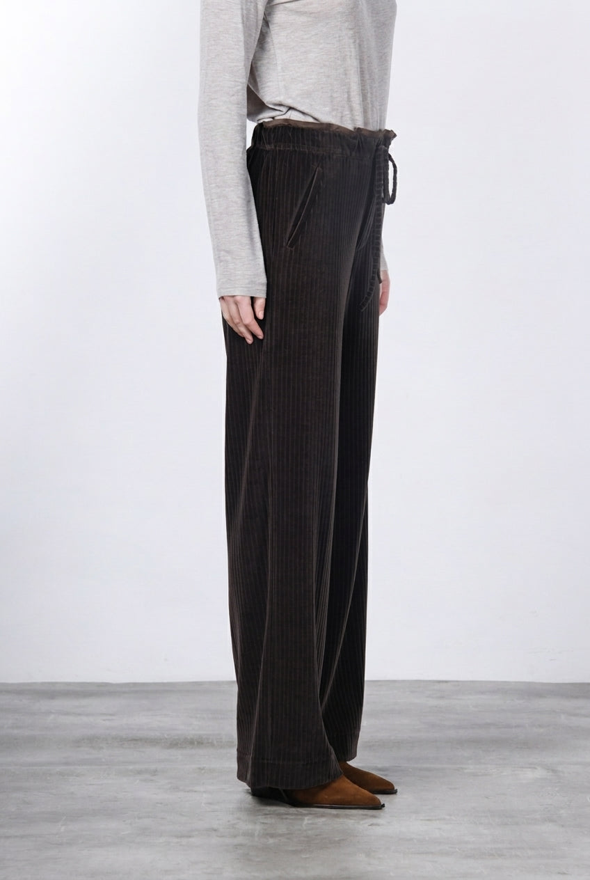 New York Studio Elax Chinohose für Damen aus breit geripptem Samt mit straight fit