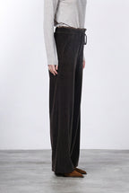 New York Studio Elax Chinohose für Damen aus breit geripptem Samt mit straight fit