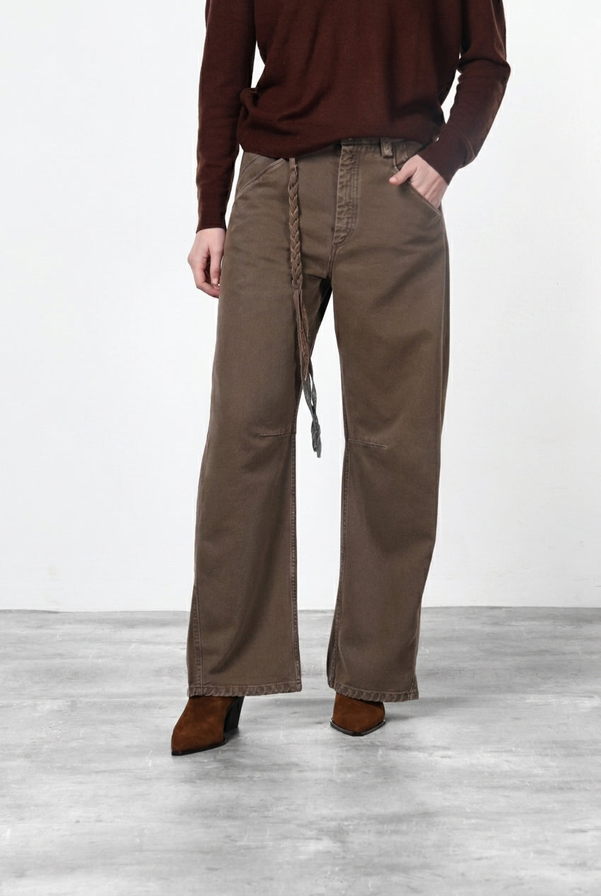 Veronique women’s chino pants in twill with balloon fit ①
