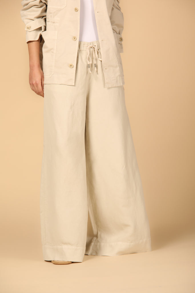 Image 4 of women's chino pants, Portofino model, in stucco with a relaxed fit by Mason's