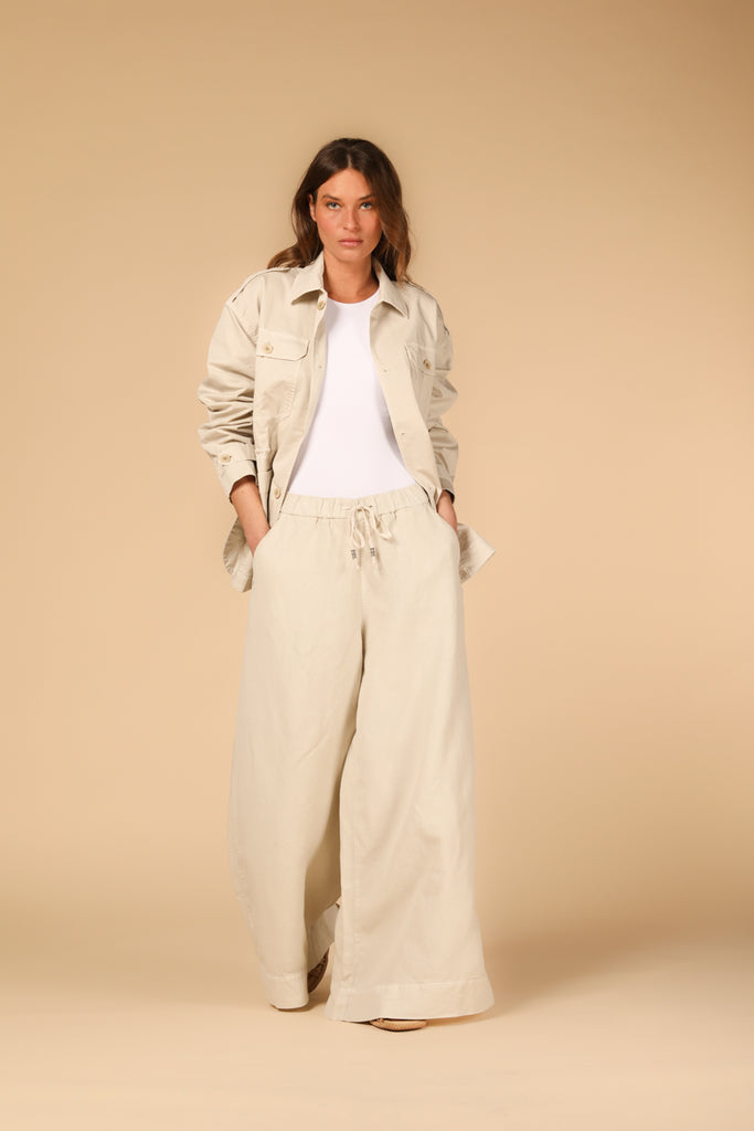 Image 2 of women's chino pants, Portofino model, in stucco with a relaxed fit by Mason's