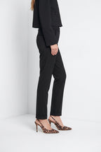 New York Slim women’s chino pants in technical jersey with slim fit ①