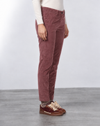 New York Slim pantalon chino femme en velours à grosses côtes slim fit ①
