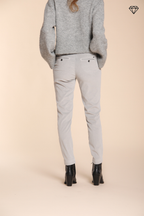 New York Slim pantalone chino donna in velluto a coste slim fit ①