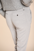 New York Slim pantalone chino donna in velluto a coste slim fit ①