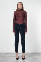 New York Slim women’s chino trousers in wide-wale corduroy, slim fit ①