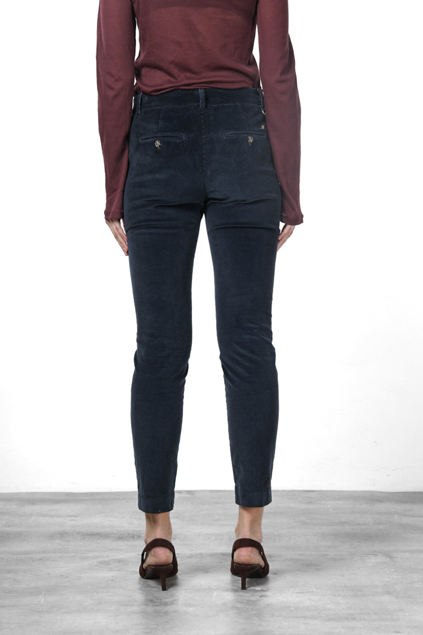 New York Slim women’s chino trousers in wide-wale corduroy, slim fit ①