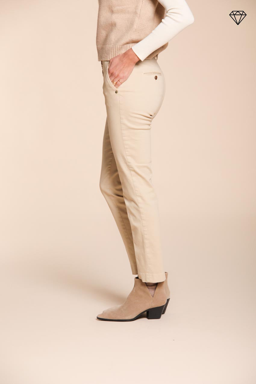 New York Slim women’s chino trousers in satin slim fit ①