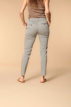 New York Slim Damen Chinohose aus Satin mit geometrischem Muster Slim Fit