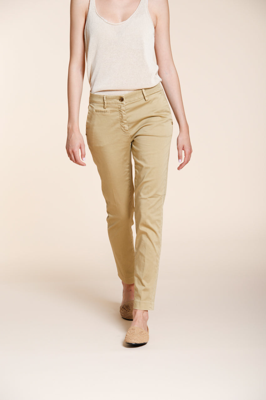 New York Slim pantalone chino donna in raso stretch slim fit ①
