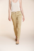 New York Slim pantalone chino donna in raso stretch slim fit ①