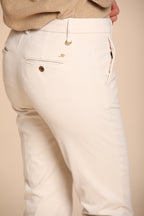 Foto 2 New York Slim pantalone chino donna in raso slim fit