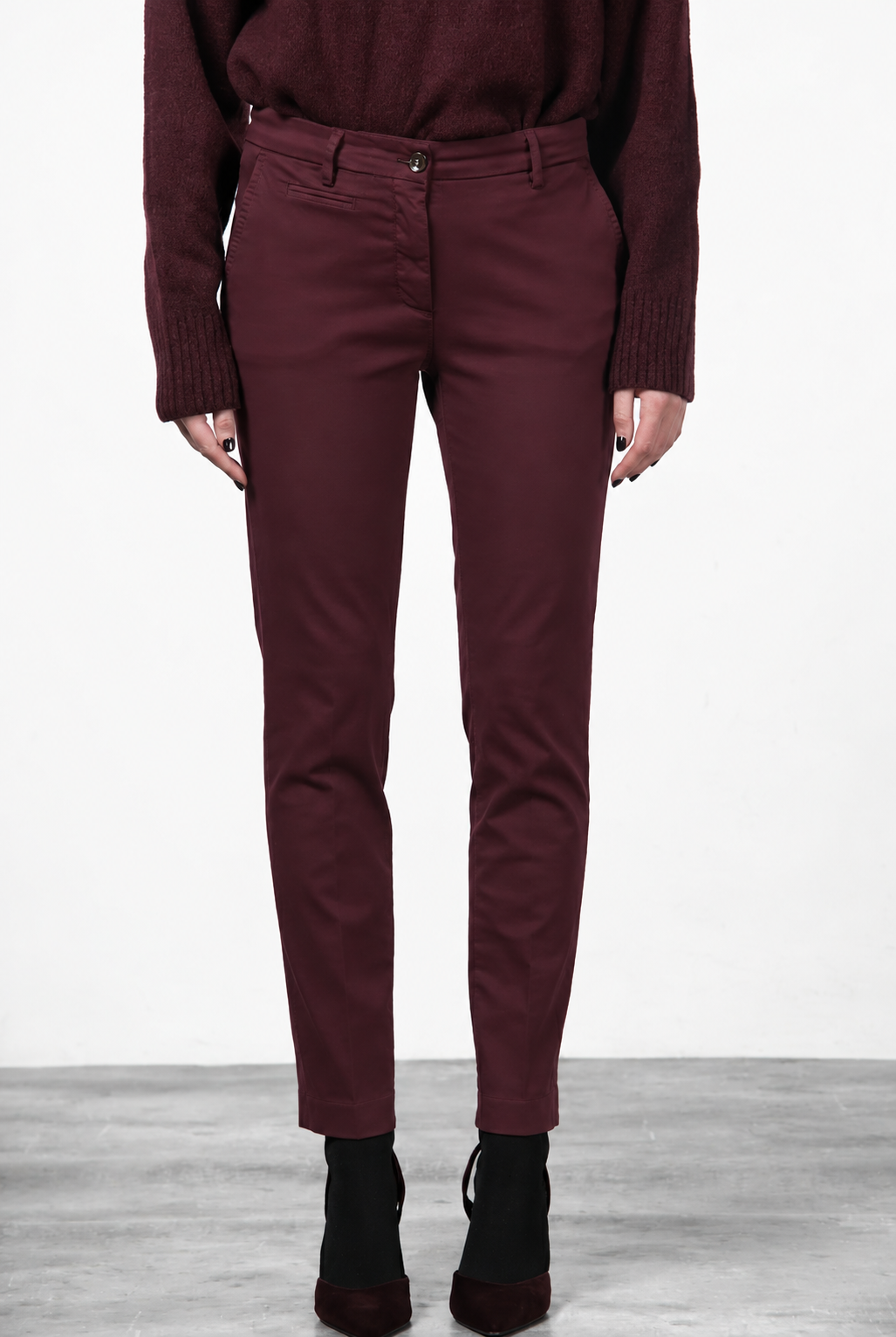 New York Slim pantalon chino femme en satin slim fit ①
