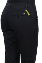 New York Slim Chinohose für Damen aus Satin mit slim fit ①