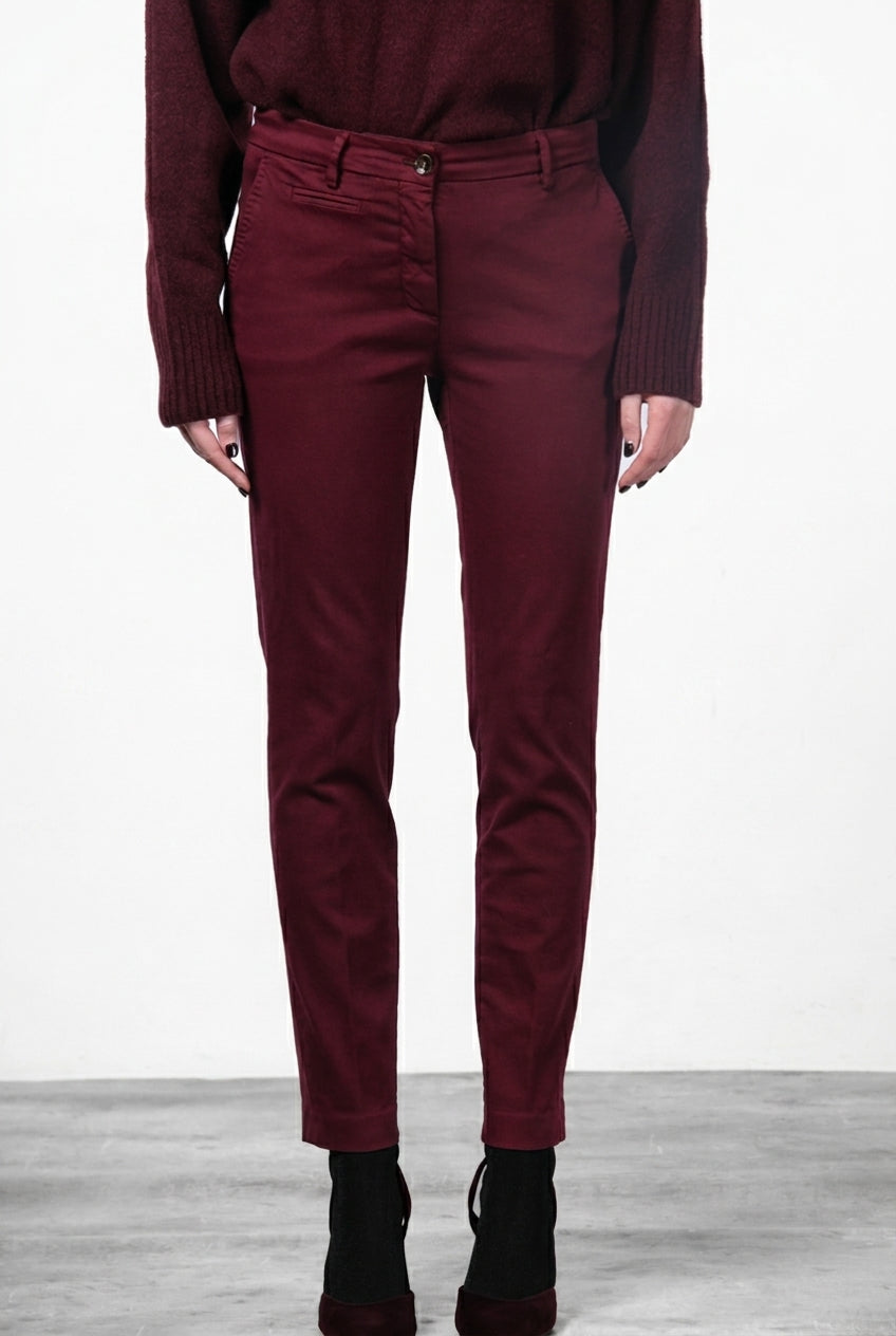 New York Slim pantalone chino donna in raso slim fit ①