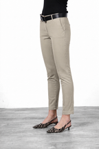 New York Slim pantalone chino donna in raso slim fit ①
