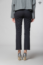 New York Trumpet pantalon chino femme en jersey technique slim fit ①