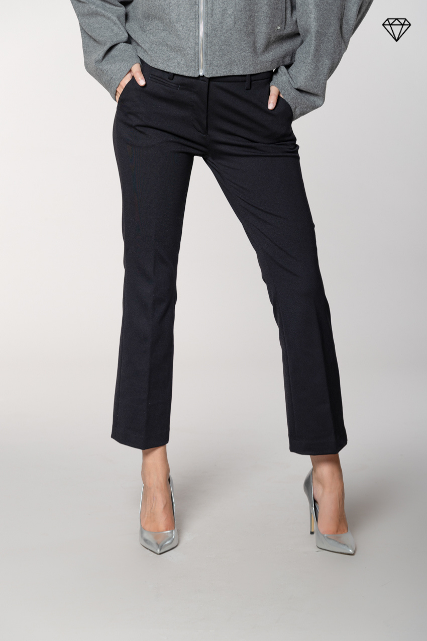 New York Trumpet pantalon chino femme en jersey technique slim fit ①