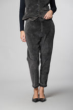 Malibu Jogger City women’s chino trousers in corduroy relaxed fit