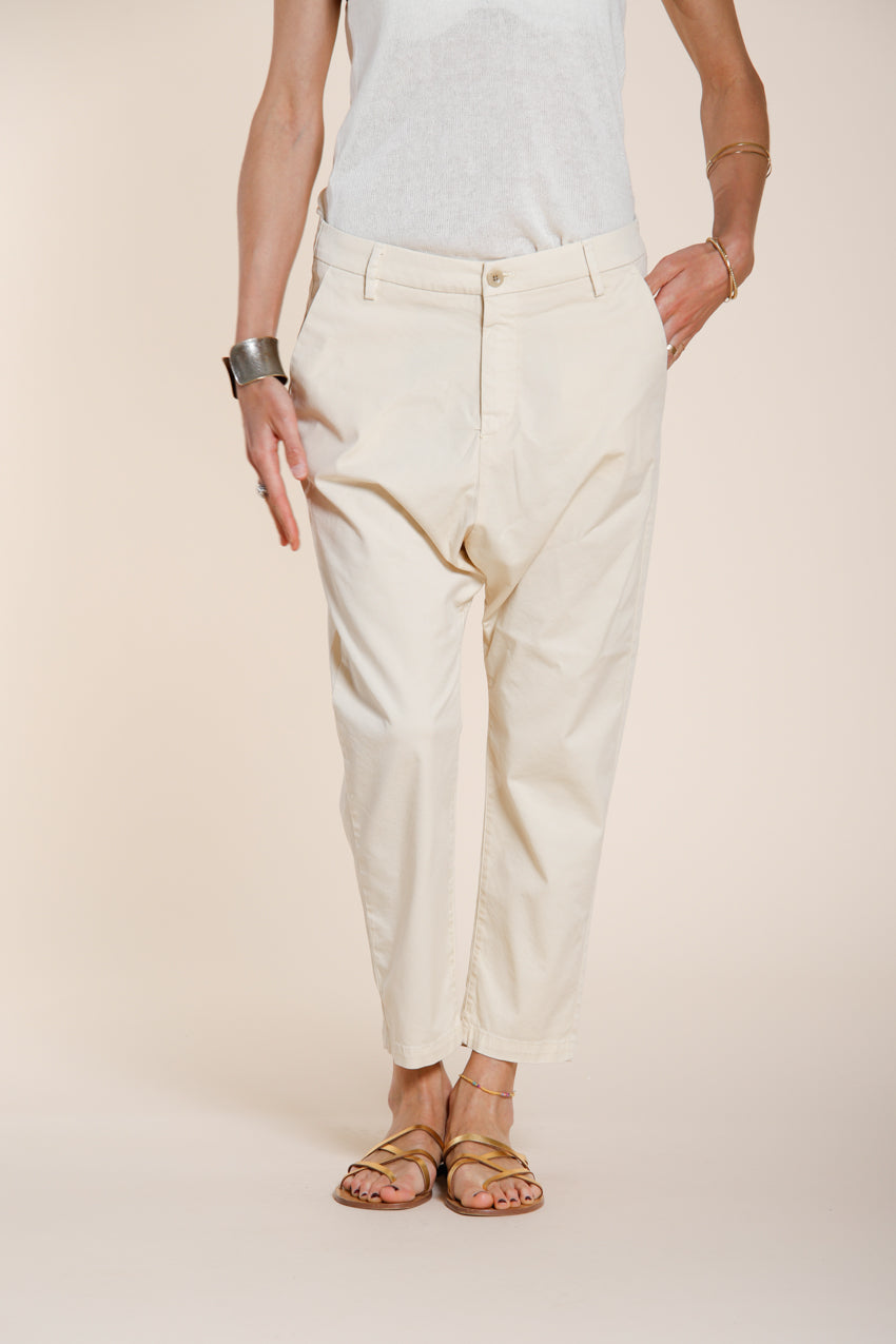 Malibu Jogger women's chino pants in gabardine carrot fit