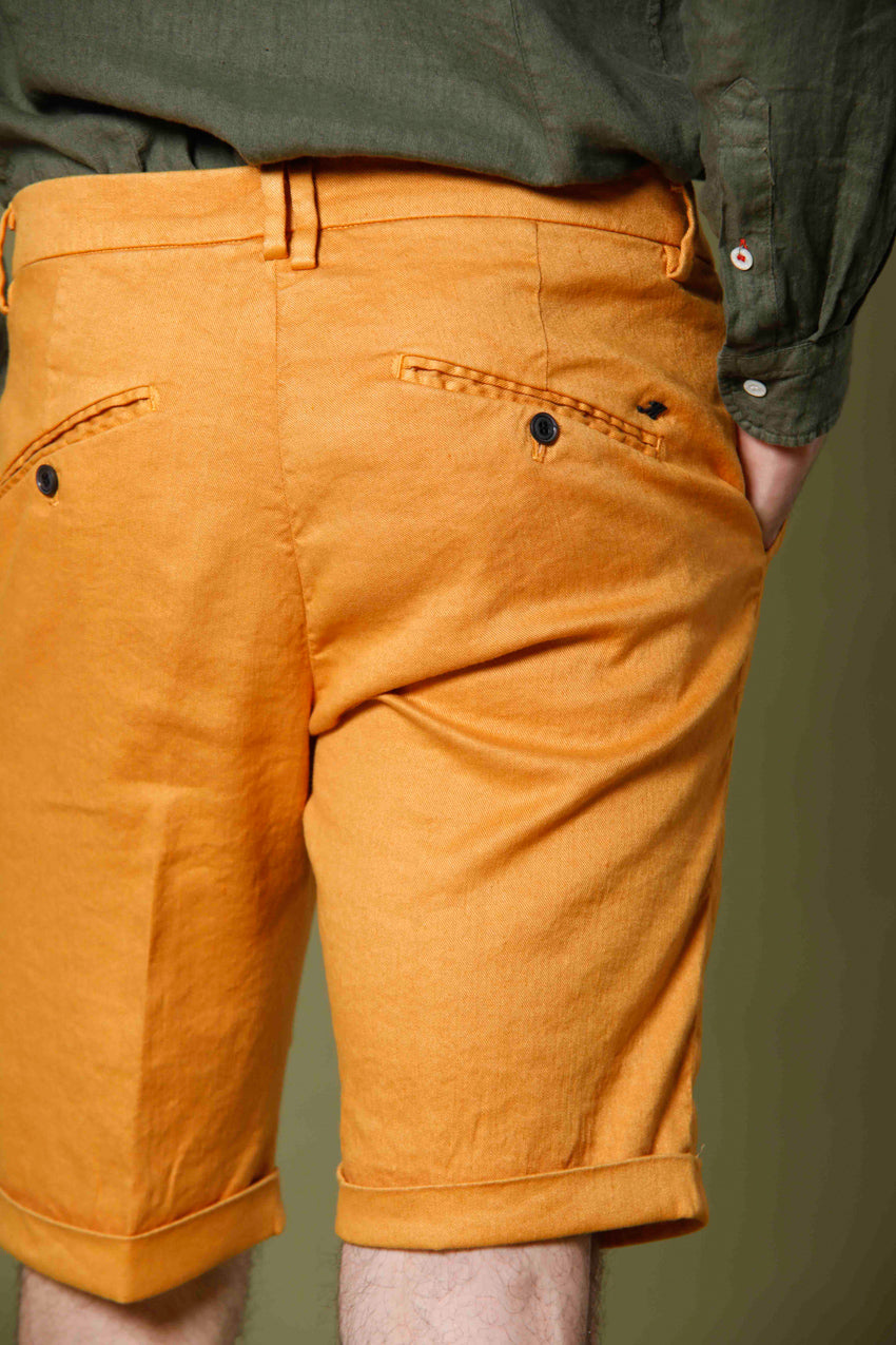 Bild 2 von Herren Chino Bermudahose aus Baumwolle und Leinen Modell Osaka 1 Pinces  Orange Karotte Fit von Mason's