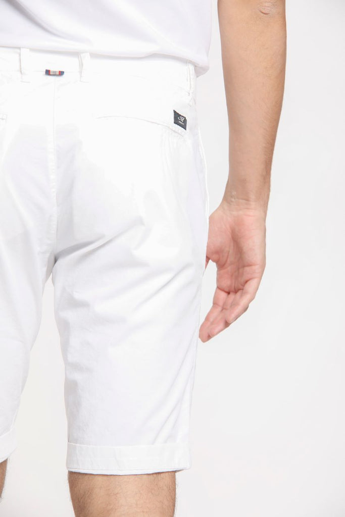 Image 3 of men's bermuda chino shorts in white stretch gabardine London model by Mason's
