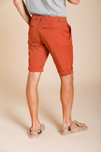 London bermuda chino uomo in gabardina stretch regular fit ①