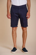 London Bermuda Chino Herren aus Stretch-Gabardine regular fit ①