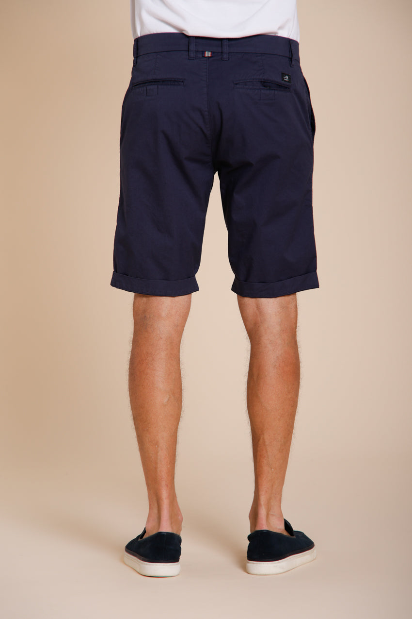 London Bermuda Chino Herren aus Stretch-Gabardine regular fit ①