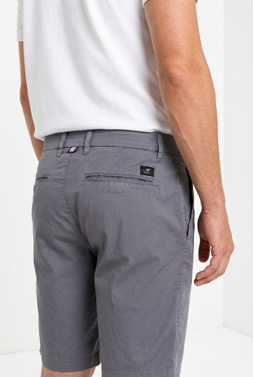 London bermuda chino homme en gabardine stretch regular fit ①