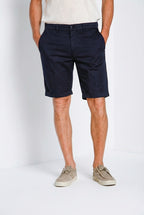 London Herren Chino Bermuda aus Stretch-Gabardine regular fit ①