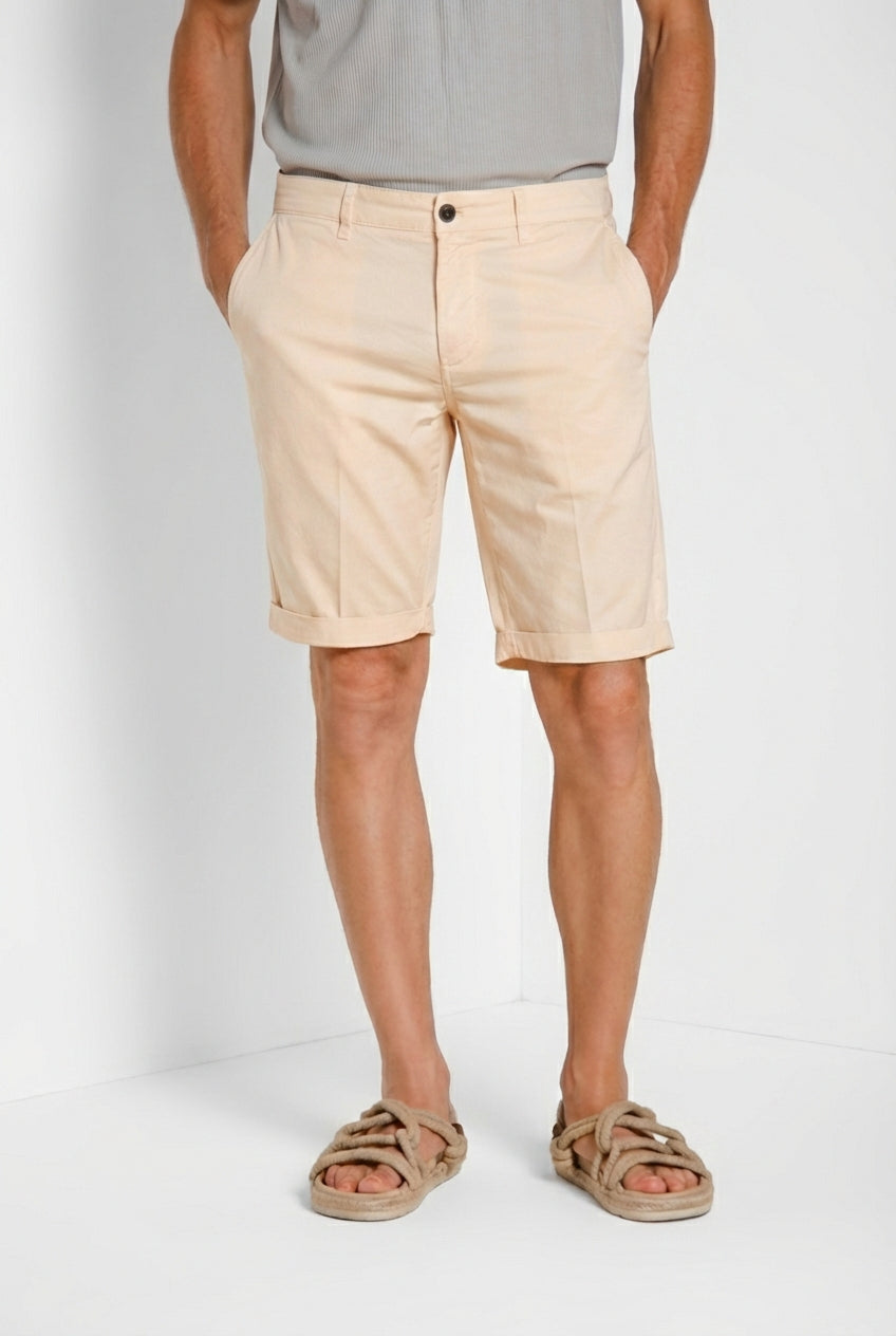London men's chino bermuda in stretch gabardine regular fit ①