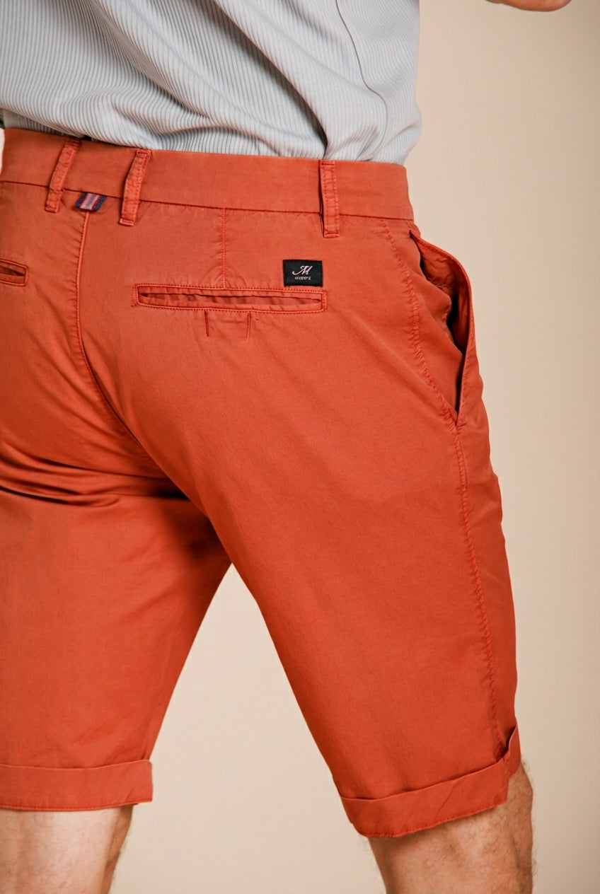 London bermuda chino homme en gabardine stretch regular fit ①