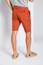 London bermuda chino homme en gabardine stretch regular fit ①