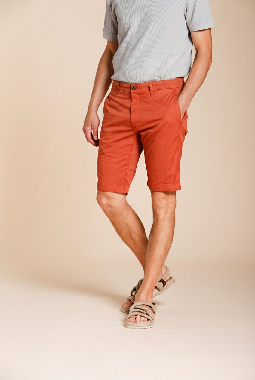 London bermuda chino homme en gabardine stretch regular fit ①