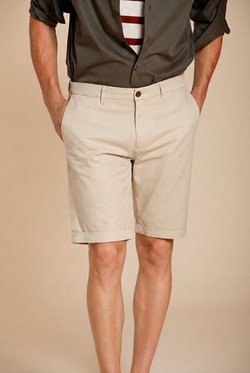 London men's chino bermuda in stretch gabardine regular fit ①