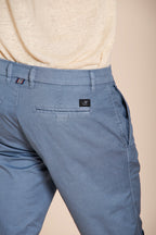 London men's chino bermuda in stretch gabardine regular fit ①