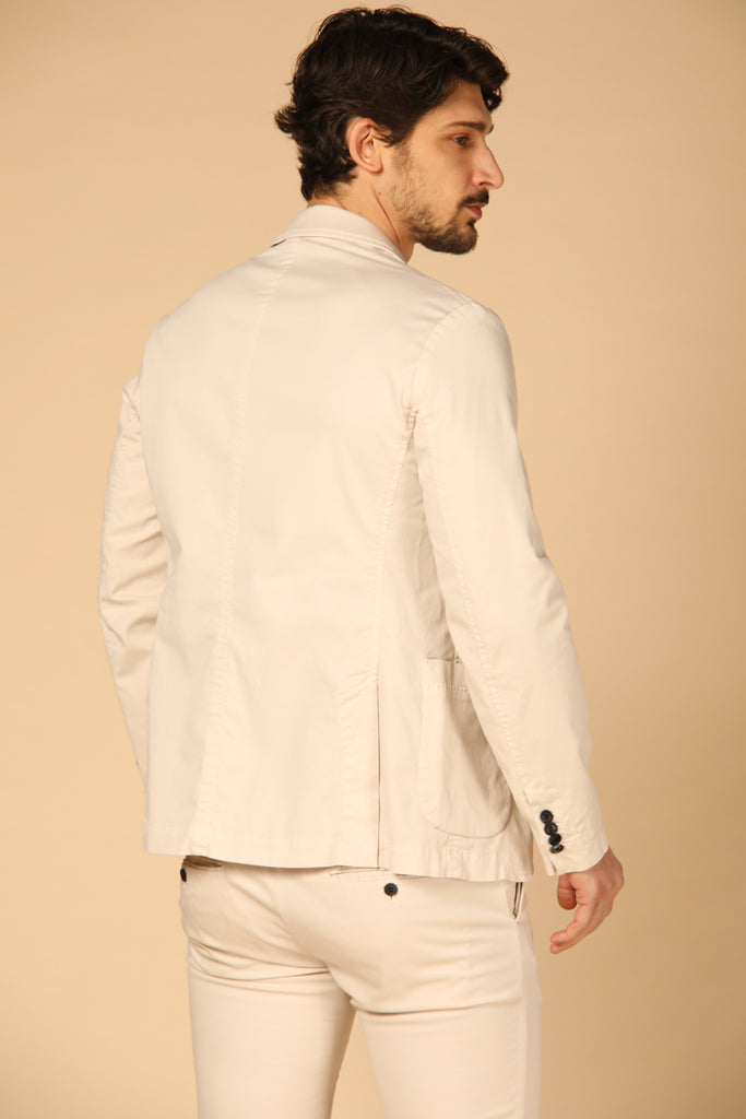 Image 5 of Mason's men's Da Vinci Summer model blazer in light stucco color, regular fit