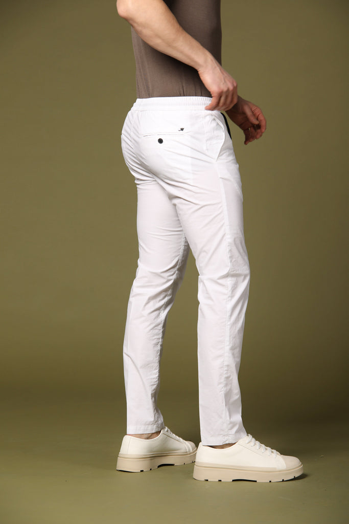 Image 5 of men's New York Sack jogger chino pants in white, regular fit by Mason's