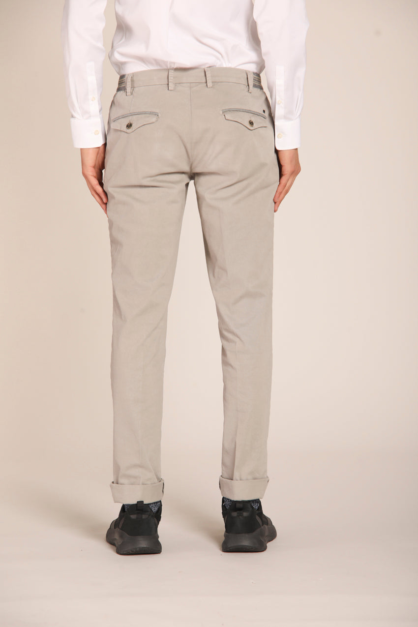 immagine 7 di pantalone chino uomo modello New York Elax 1Pinces di colore grigio, regular fit di Mason's