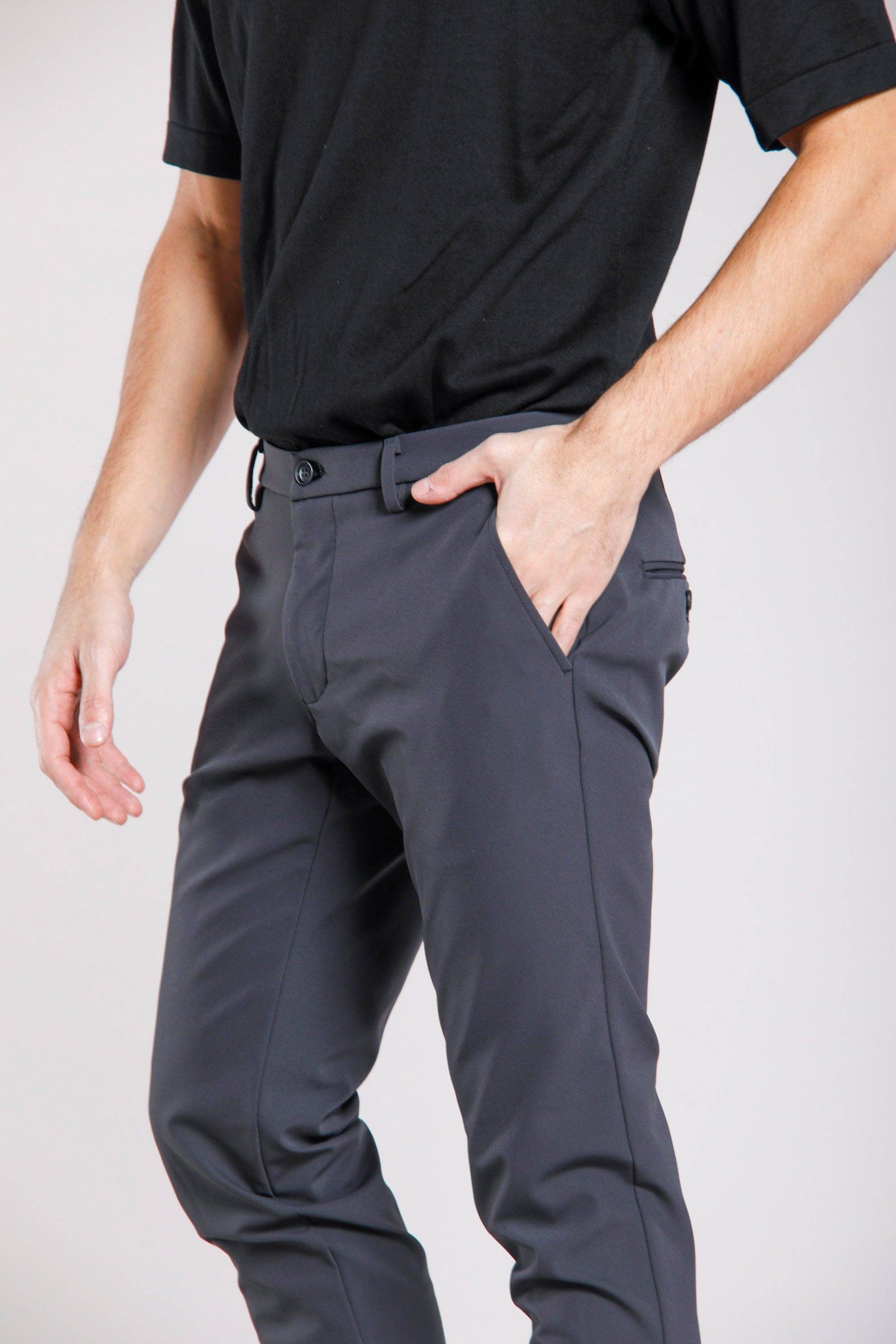 Milano Jog pantalon chino homme en jersey dynamic coupe extra slim