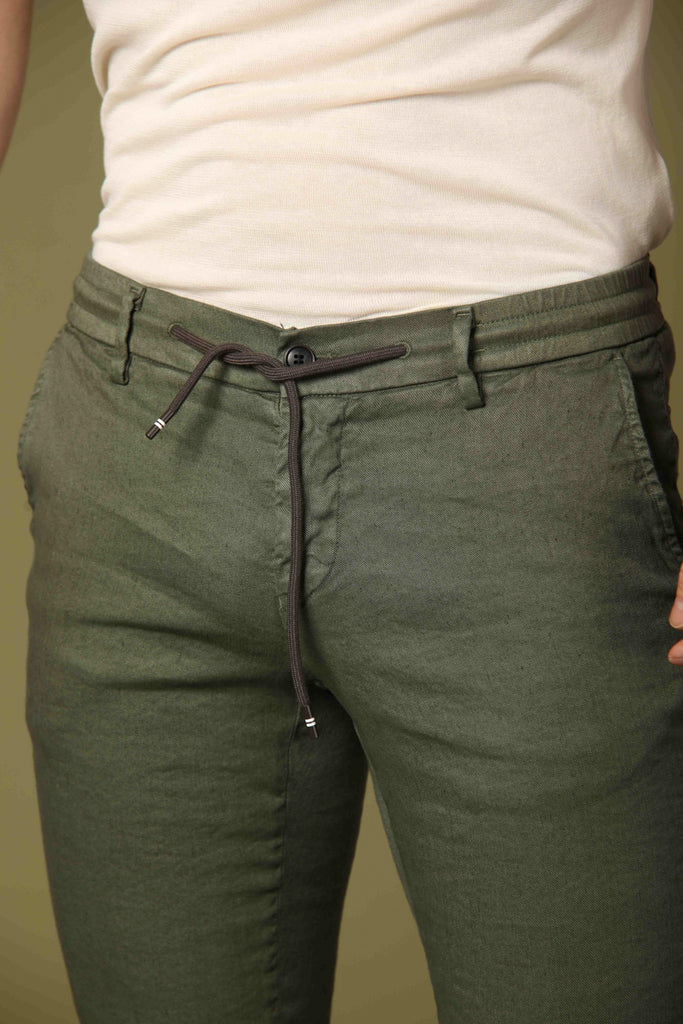 Image 3 of men's Milan Jogger chino pants in extra slim fit by Mason's, in green.