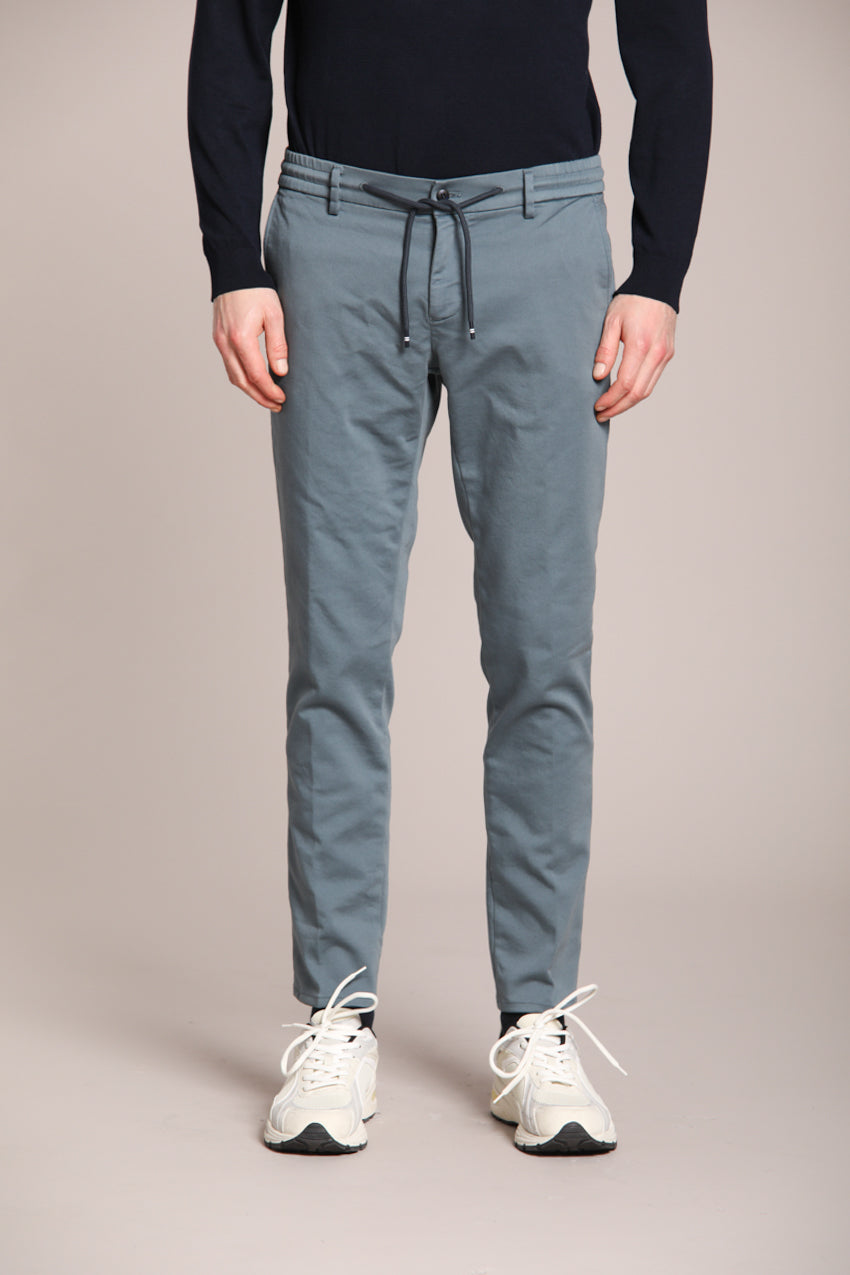 Foto 1 Milano Jogger Travel pantalone chino uomo in jersey active 4.0 extra slim fit
